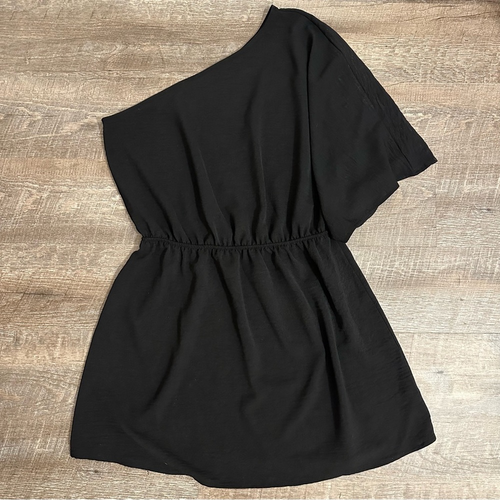 One Shoulder Black Dress- size M